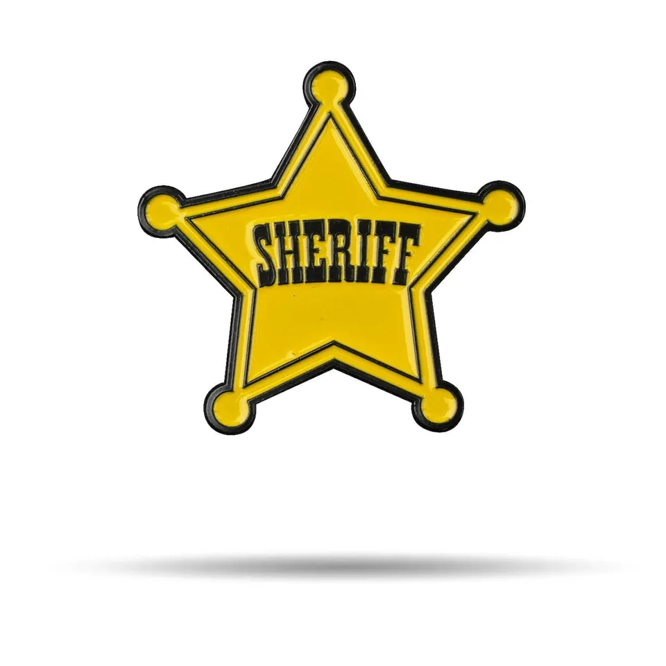 Woody’s sheriff badge ball marker